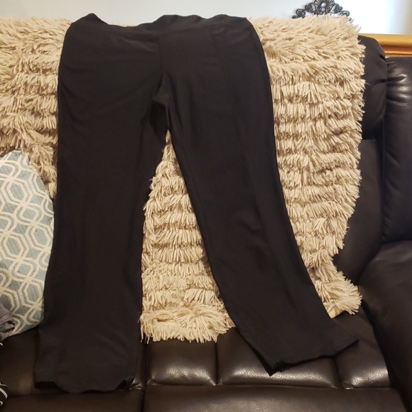 Sold - Picture 3 of 8